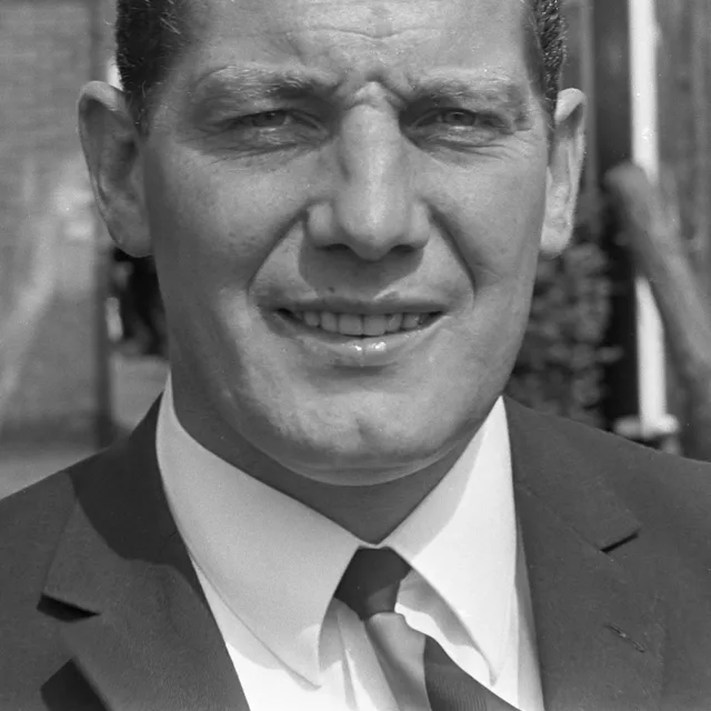 Cor van der Hart