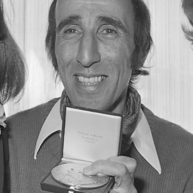 Peter van der Linden