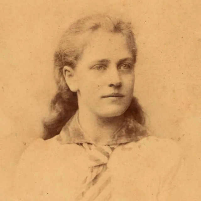 Lucie van Dam van Isselt