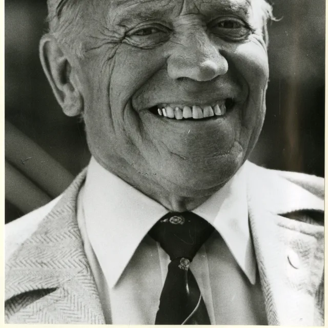 Simon E. Smit