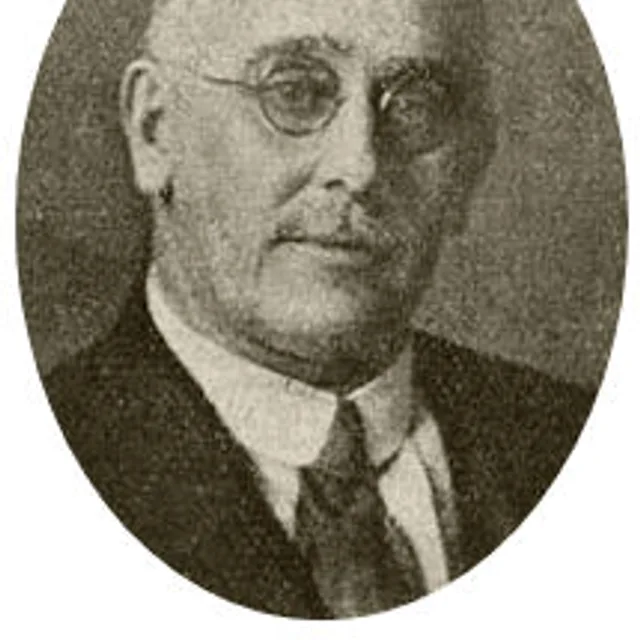 Chris Dewald