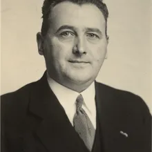 Leo Lens