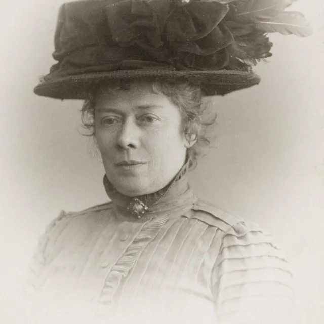 Suze Robertson