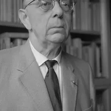 Victor E. van Vriesland