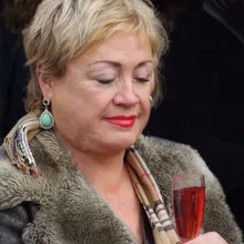 Viola Holt